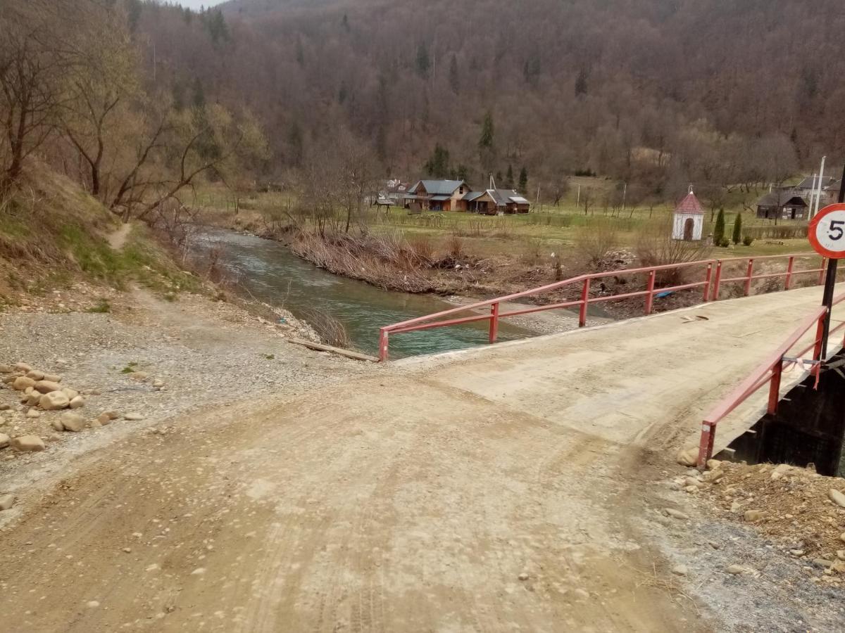 Садиба Федорчуків За Рікою1 Sheshory Luaran gambar